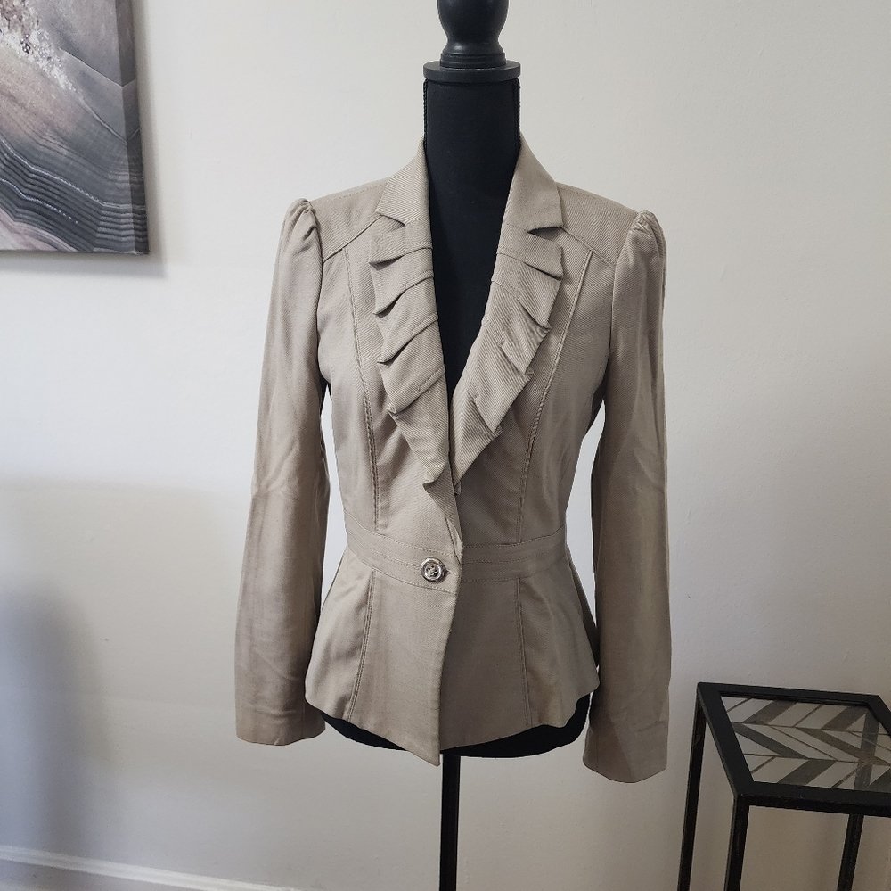 Ruffle Trim Knit Blazer